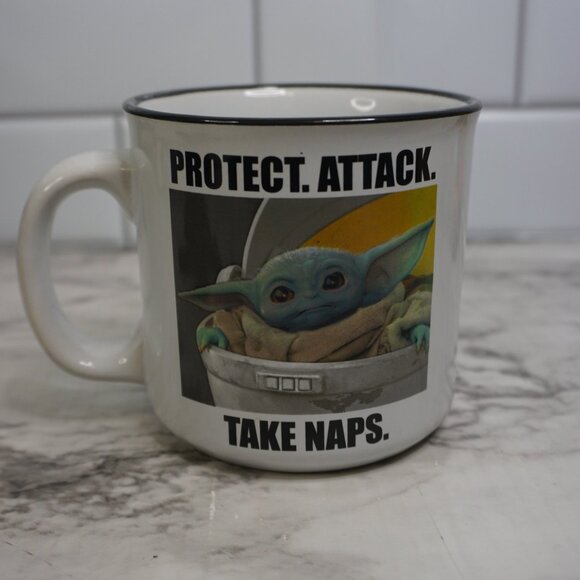 Star Wars: Baby Yoda Grogu Camper Mug - Picture 8 of 11